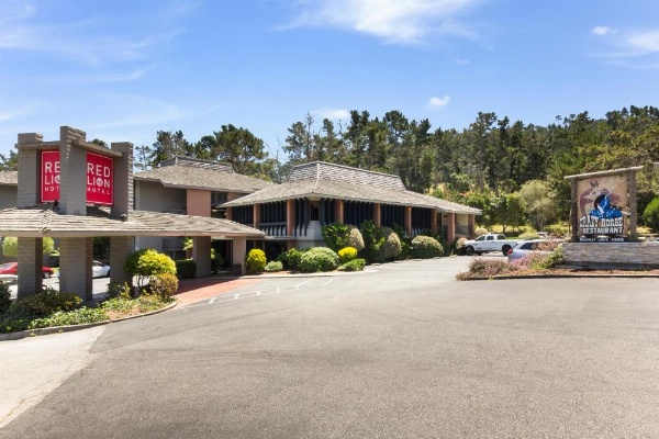 Red Lion Hotel Monterey image 29